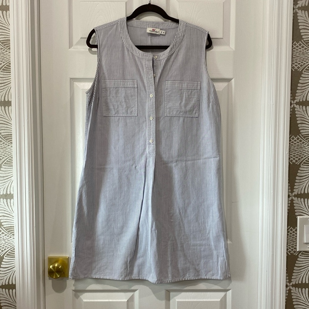 Vineyard Vines size 12 shift dress striped